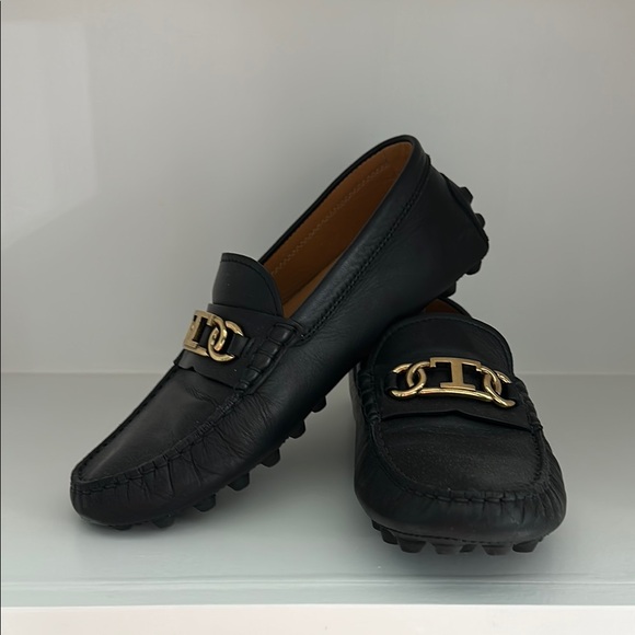 Tod's Shoes - Tods Gommino Black Leather